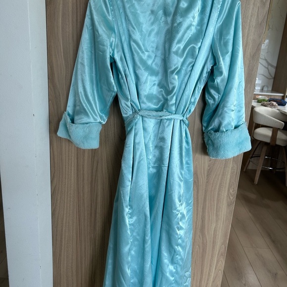 VINTAGE CABERNET Sleep LONG ROBE Small Satin Soft Warm Sea Foam Green Belt Silky - Picture 7 of 8